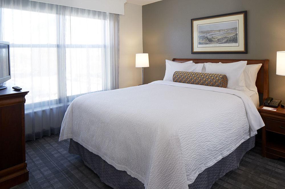 Residence Inn By Marriott Bloomington By Mall Of America Экстерьер фото