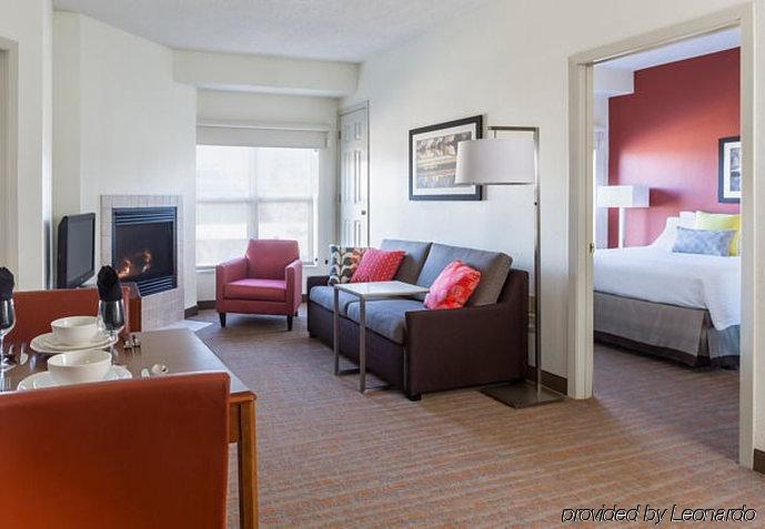 Residence Inn By Marriott Bloomington By Mall Of America Экстерьер фото